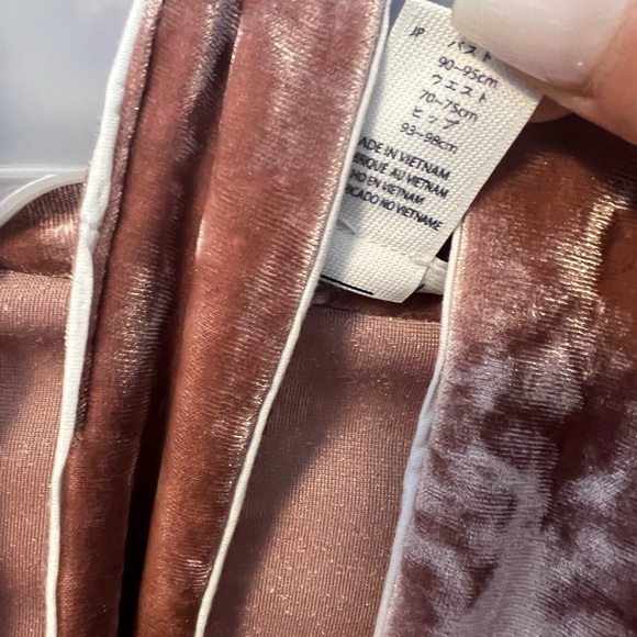Forever 21 Robe - Medium Pink - Velvet - Picture 3 of 5